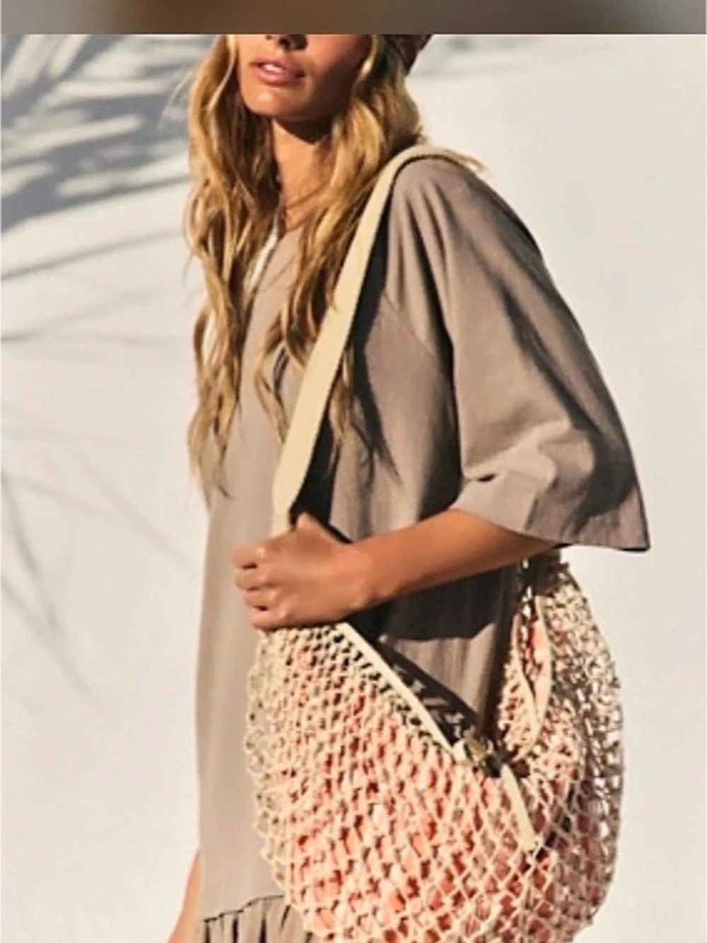New Free People peach Silver Springs
Sling Bag
